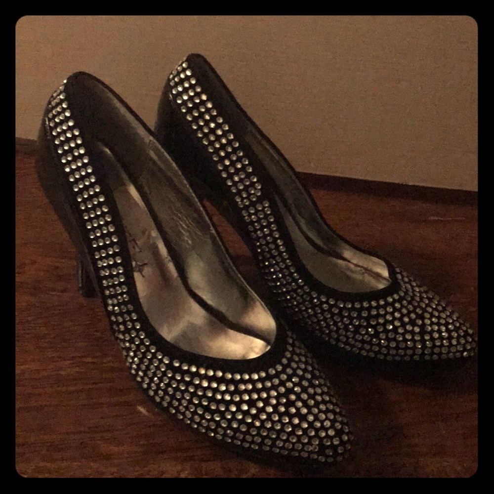 Kiss and tell brand. Size 8. Never worn